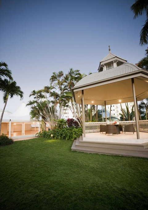 Pullman Cairns International - Accommodation NT 25