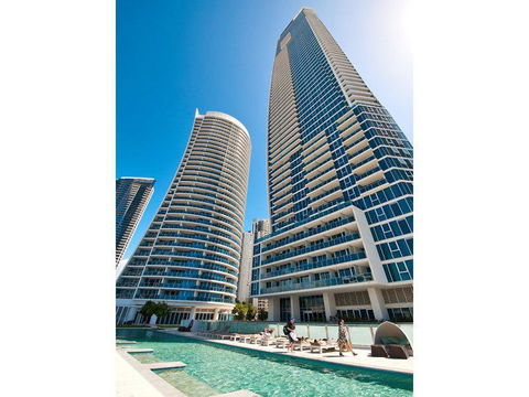 H Star Residences-- Paradise Stayz - Accommodation NT 26