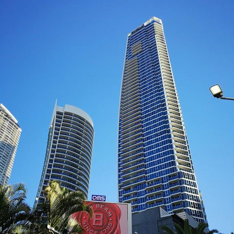 H Star Residences-- Paradise Stayz - Accommodation NT 12