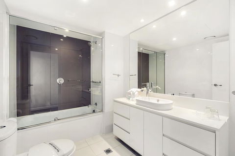 H Star Residences-- Paradise Stayz - Accommodation NT 0