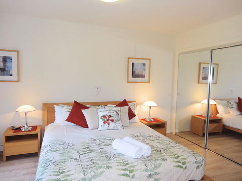 Waterfront Resort Villa With Buggy - Accommodation NT 14