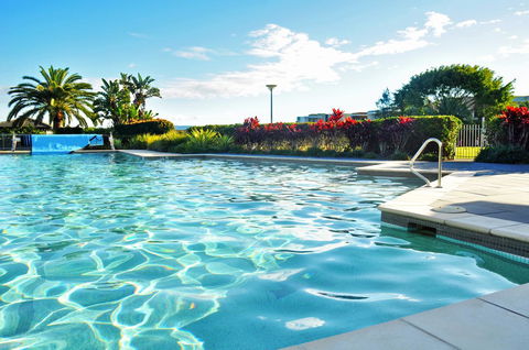 Waterfront Resort Villa With Buggy - Accommodation NT 23