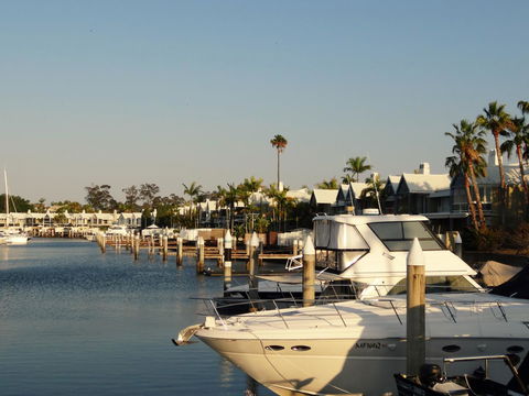 Waterfront Resort Villa With Buggy - Accommodation NT 28