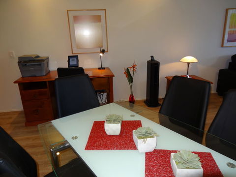 Waterfront Resort Villa With Buggy - Accommodation NT 8