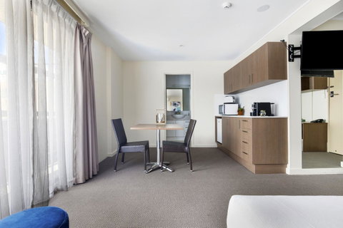 The Metropolitan Spring Hill - Accommodation NT 12