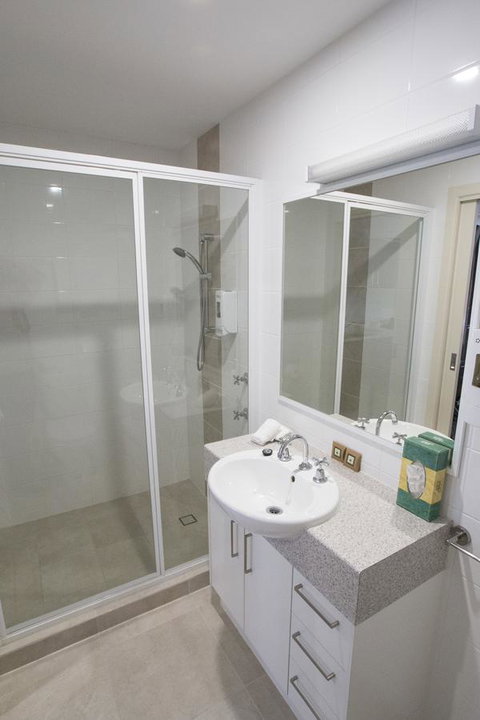 The Metropolitan Spring Hill - Accommodation NT 30