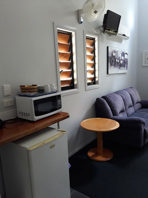 Speewah Country Tavern - Accommodation NT 24