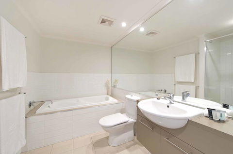 On The Bay Apartments - NT Tourism 20