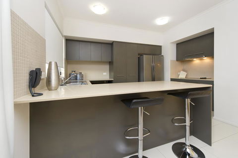 On The Bay Apartments - NT Tourism 1