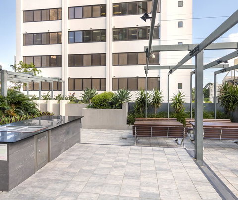 Oaks Brisbane On Felix Suites - Accommodation NT 20