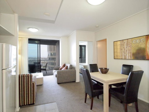 Oaks Brisbane On Felix Suites - Accommodation NT 23