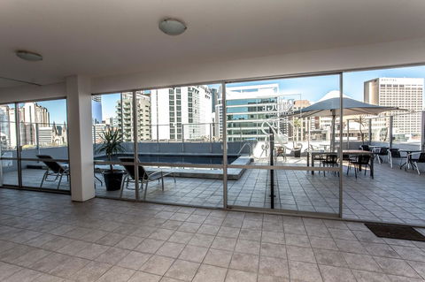 Ridge Apartment Hotel - Accommodation NT 42