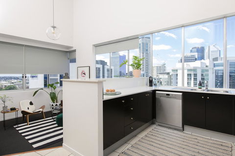 Ridge Apartment Hotel - Accommodation NT 16