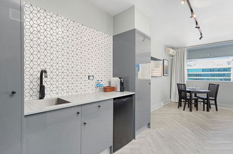 Ridge Apartment Hotel - Accommodation NT 35