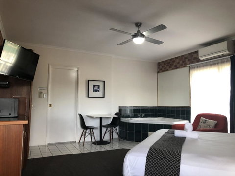 Airport Clayfield Motel - Accommodation NT 8