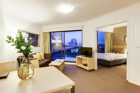 Oakwood Hotel & Apartments Brisbane - Accommodation NT 6