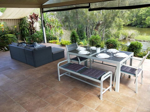 Waterfront Theme Park Getaway - Accommodation NT 14