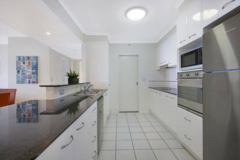 Oscar On Main Beach Resort - Accommodation NT 16