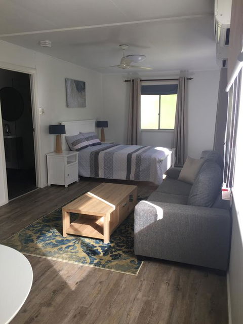 Malanda Manor Guesthouse - Accommodation NT 24