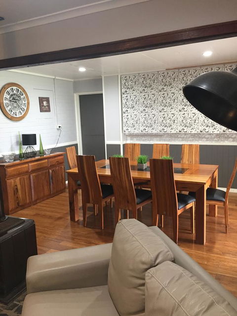 Malanda Manor Guesthouse - Accommodation NT 9