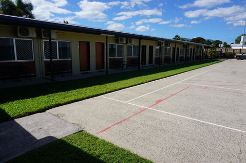 YAL Cairns - A Motel That Makes A Difference - Accommodation NT 41
