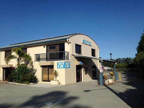 Novena Palms Motel - NT Tourism 4