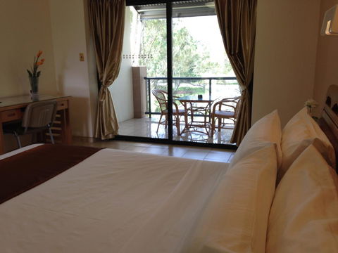 Novena Palms Motel - NT Tourism 14