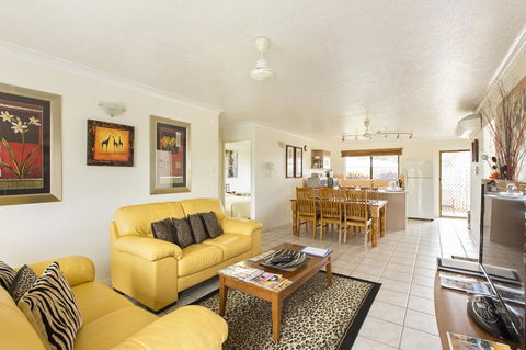 Marcol Place Holiday Apartments - NT Tourism 6