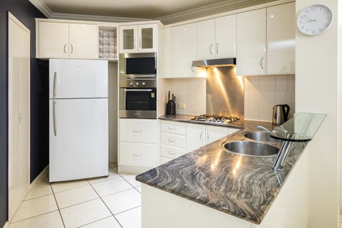 Jack And Newell Holiday Apartments - Accommodation NT 30