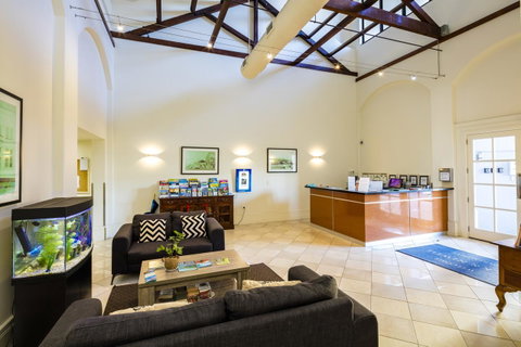 Jack And Newell Holiday Apartments - Accommodation NT 16