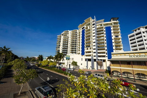 Jack And Newell Holiday Apartments - Accommodation NT 14