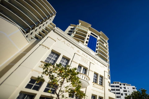Jack And Newell Holiday Apartments - Accommodation NT 11