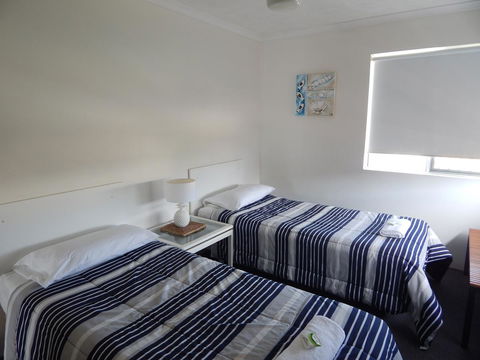 Tranquil Shores - Accommodation NT 24