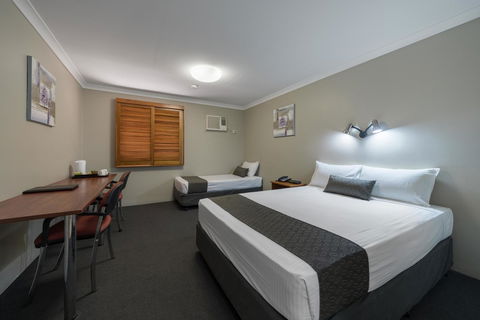 Cosmopolitan Motel & Serviced Apartments - NT Tourism 4