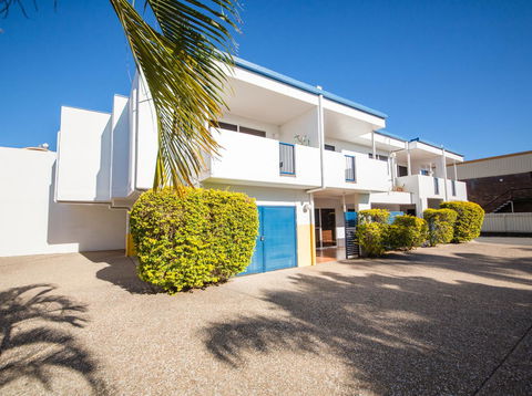 Cosmopolitan Motel & Serviced Apartments - NT Tourism 2