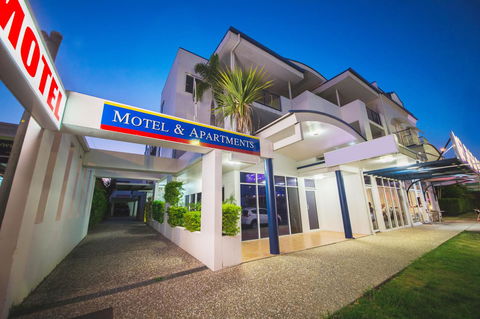Cosmopolitan Motel & Serviced Apartments - NT Tourism 0