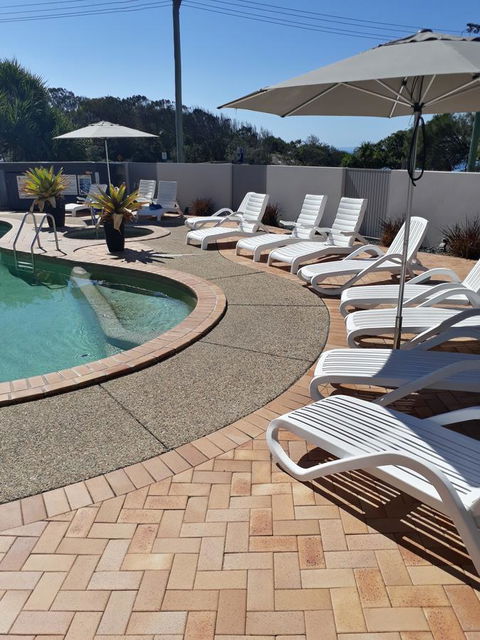 Pandanus Coolum Beach - Accommodation NT 2