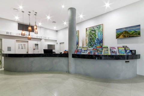 Sunshine Tower Hotel - Accommodation NT 24