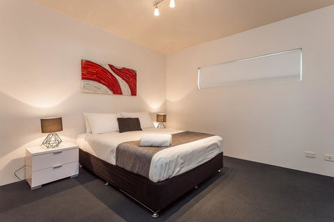 Oxygen Apartments - Accommodation NT 22