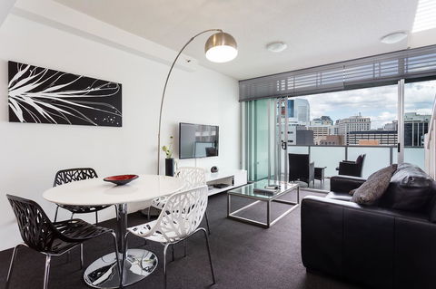 Oxygen Apartments - Accommodation NT 2