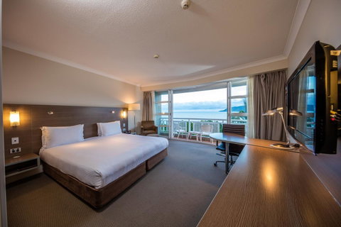DoubleTree By Hilton Cairns - Accommodation NT 15
