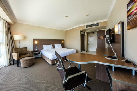 DoubleTree By Hilton Cairns - Accommodation NT 21