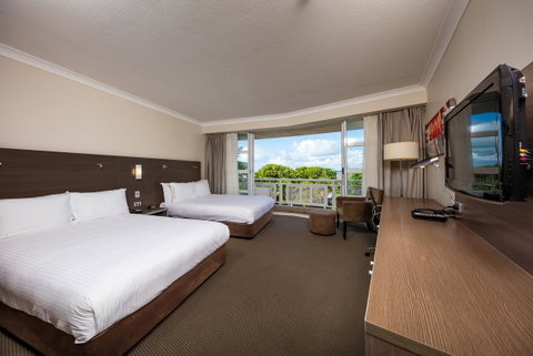 DoubleTree By Hilton Cairns - Accommodation NT 30