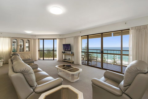 Burleigh Esplanade Apartments - Accommodation NT 37