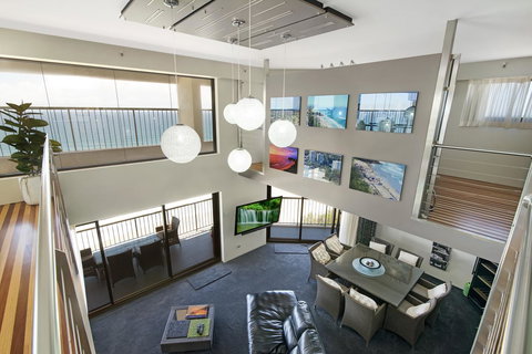 Burleigh Esplanade Apartments - Accommodation NT 25