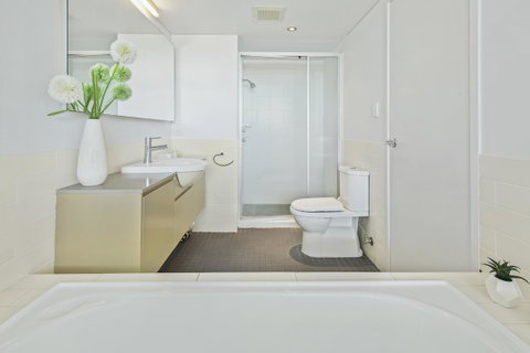 Azure Sea Whitsunday Resort - Accommodation NT 38