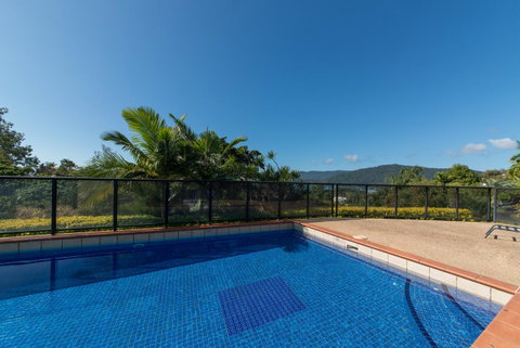 Paradise Penthouse At Waves - Airlie Beach - Accommodation NT 3