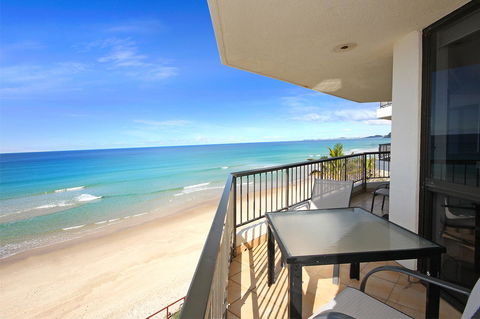 Spindrift On The Beach - Absolute Beachfront - Accommodation NT 11