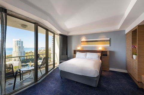 Sofitel Gold Coast Broadbeach - Accommodation NT 8