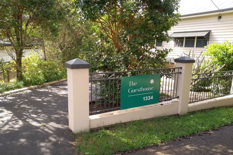 The Guesthouse Maleny - Accommodation NT 3